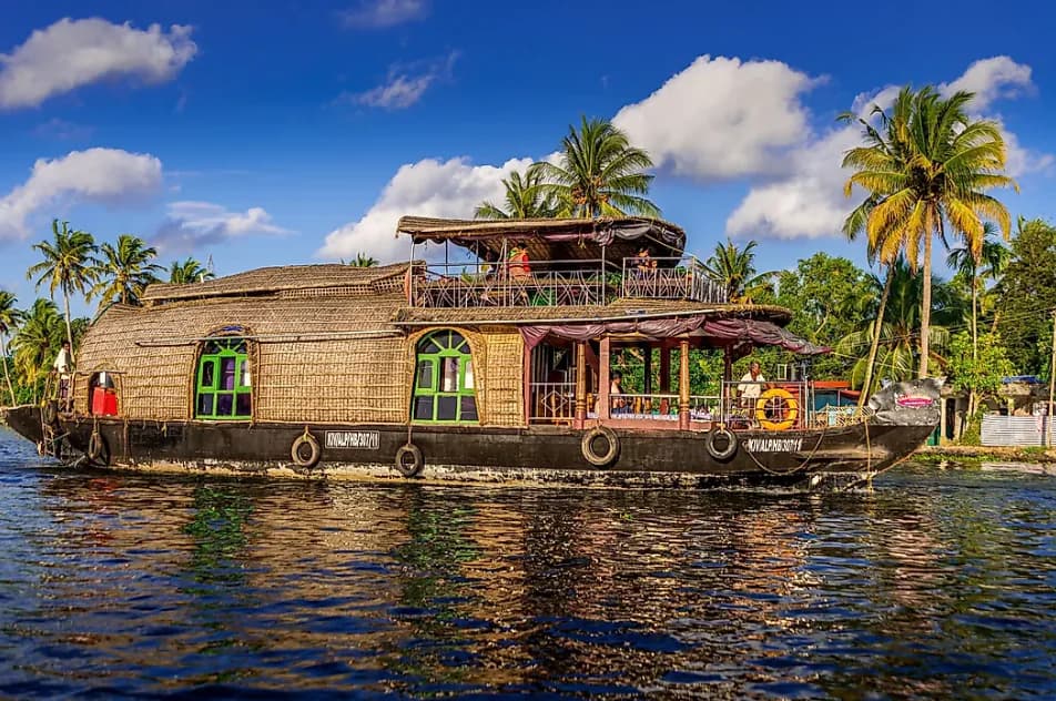 Best 1 Time to Visit the Kerala Backwaters: Weather, Seasons, and Travel Tips